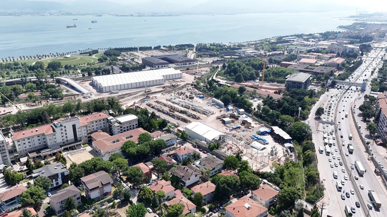 Körfezray: İzmit’e Raylar Uzatılıyor