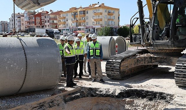  Başkan Altay: “2. Etabı Devam Eden Kanalizasyon Master Planı İle Olası Taşkınları Önüne Geçeceğiz”