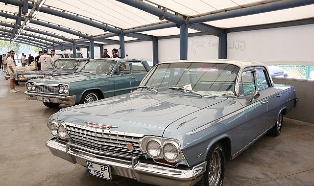  Küçükçekmece’de klasikler buluştu