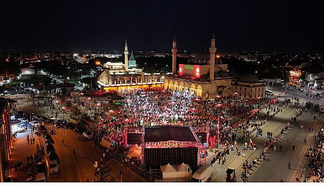  15 Temmuz’un 9. Yılında Konyalılar Mevlana Meydanı’nda Buluştu