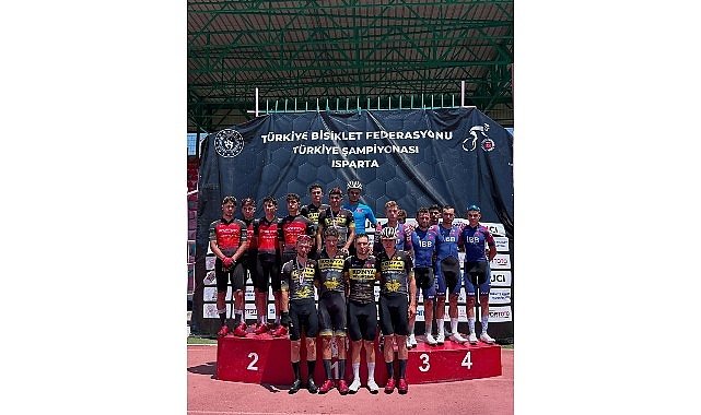  Büyükşehir’in Pedalları Türkiye Yol Şampiyonası’nda Tozu Dumana Kattı