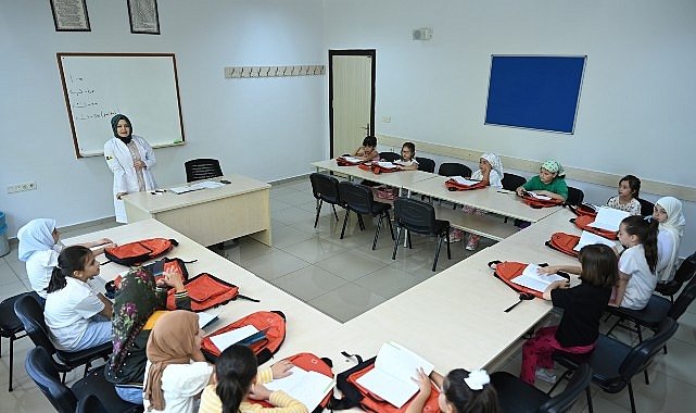  Öğrencilerin “Genç KOMEK Yaz Okulu” Heyecanı Başladı