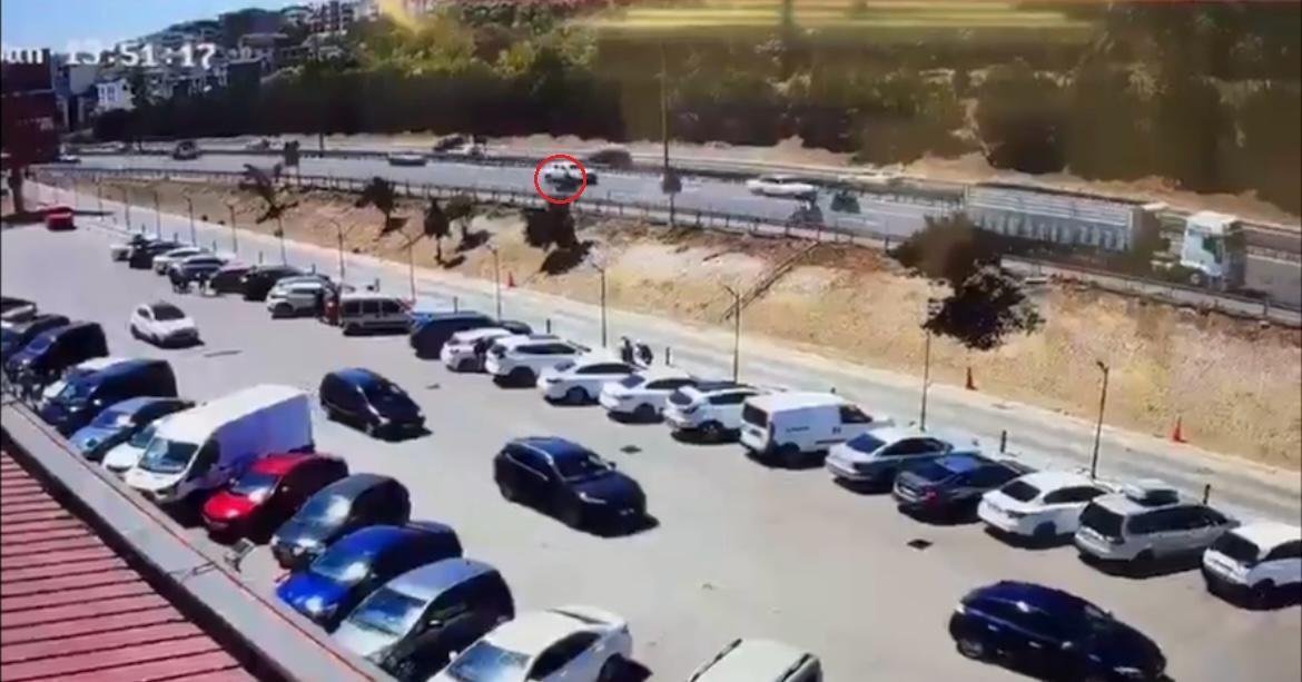 Sosyal medya ünlüsünün motosiklet kazası kamerada: Ölüm