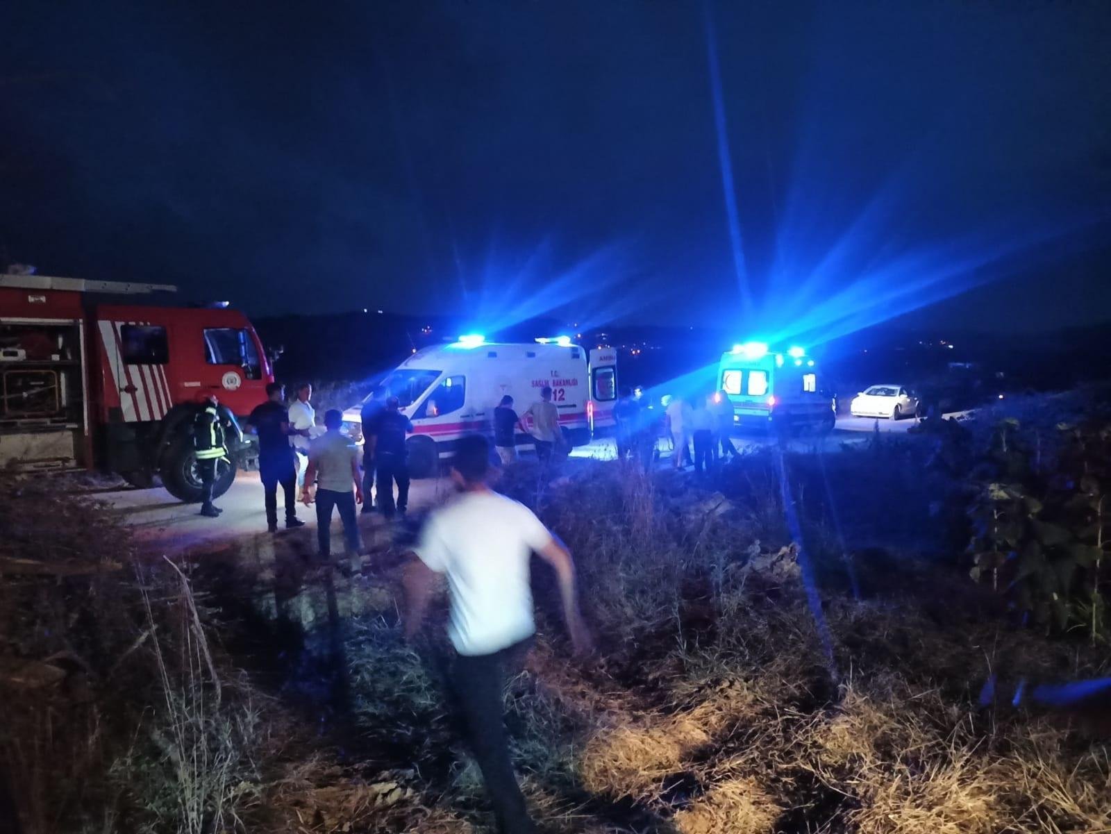 Kestiği ağaç altında kaldı, öldü