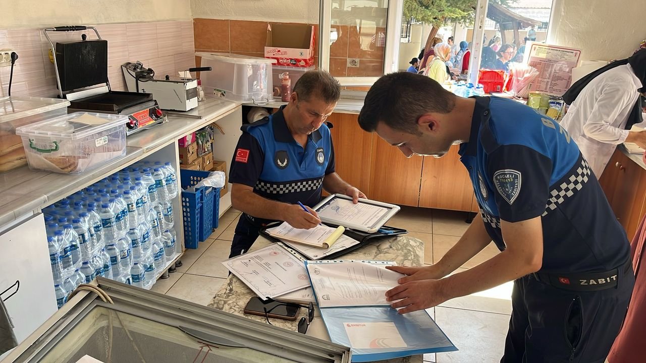 Zabıta, Okul Kantinlerini Sıkı Takibe Aldı