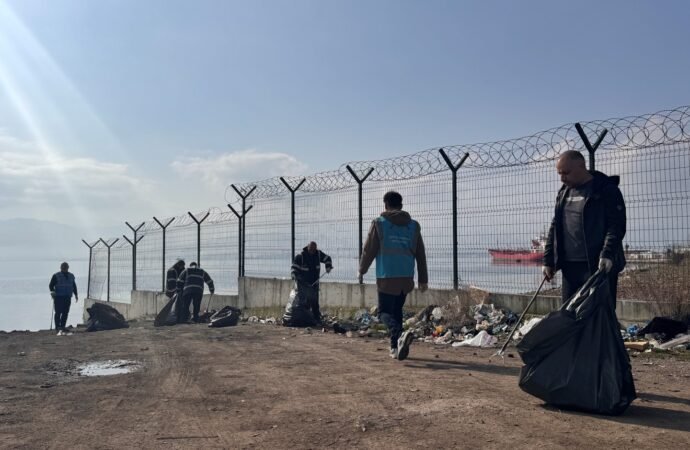 Sahiller Mavi Takım ile nefes alıyor