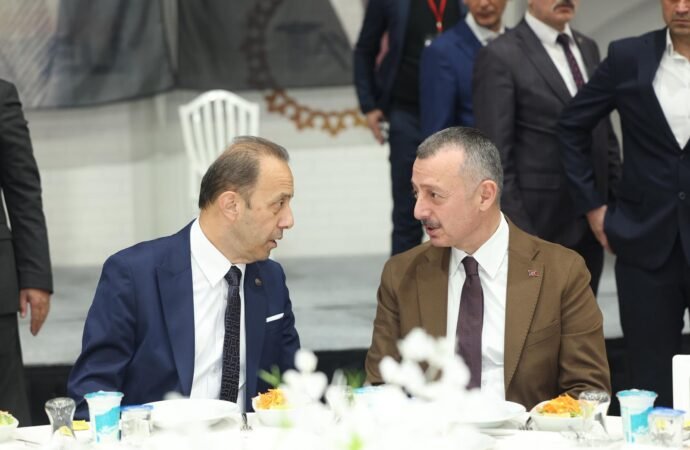 Başkan Büyükakın, MHP İl iftarına katıldı