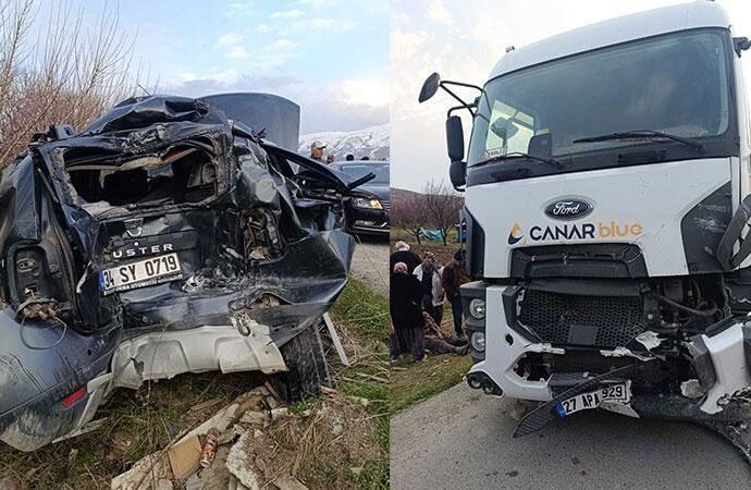 Malatya’da Kamyon ile Otomobil Çarpıştı: 1 Ölü, 1 Yaralı