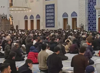 Kadir Gecesi İstanbul’da Coşkuyla Kutlandı