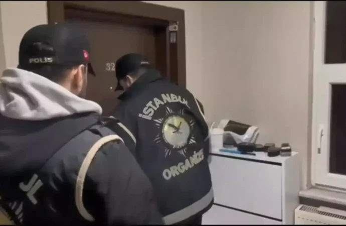 İstanbul’da FETÖ operasyonu: 25 kişi gözaltında