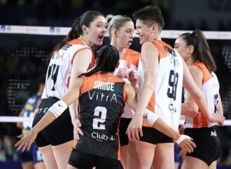 Eczacıbaşı Dynavit, VakıfBank’la Finalde Karşılaşacak