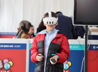 Milli İrade Meydanı çocuklarla dolup taştı