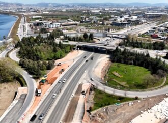 İzmit sahil bağlantı kolu trafiğe kapatılıyor