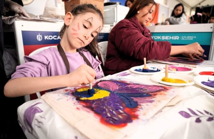 Atölyelerde renk, yaratıcılık ve eğlence bir arada