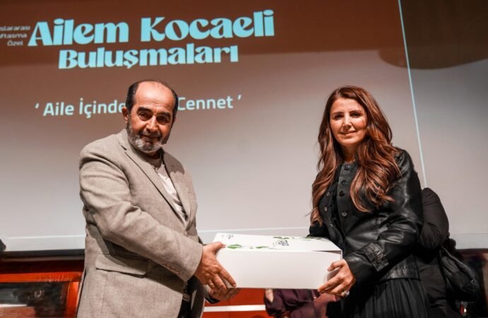 Aile, insanın ilk mektebidir