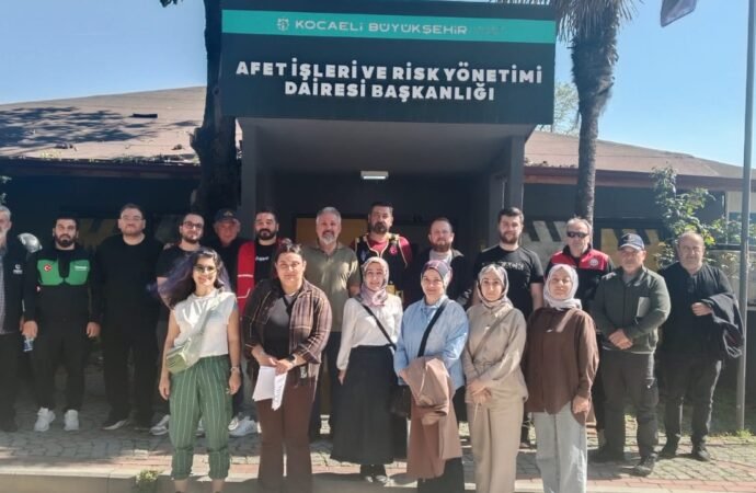 Afetlerde kesintisiz haberleşme için telsiz eğitimi