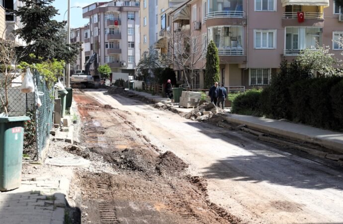 Körfez’de 22 kilometrelik üstyapı çalışması