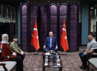 Cumhurbaşkanı Erdoğan, Gazze’den gelen Ramazan Ebu Cezer’i ağırladı