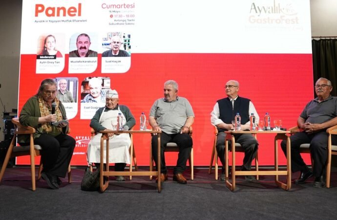 Ayvalık GastroFest’te Yerel Lezzet Ustaları Panelde Buluştu