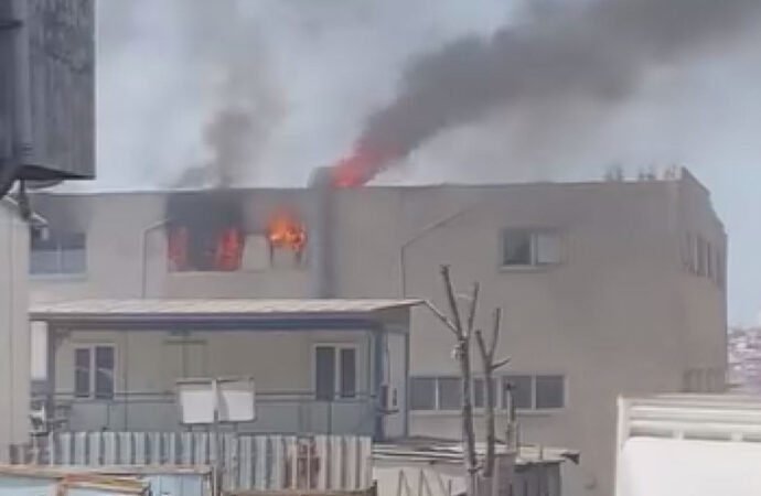 Bayrampaşa’da Tekstil Atölyesinde Yangın Çıktı