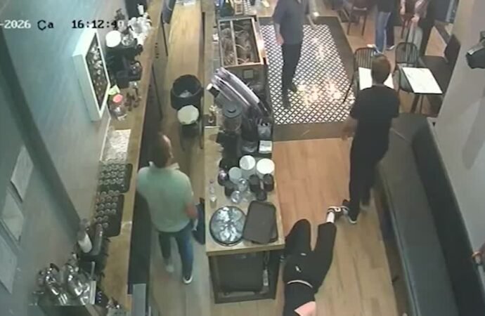 Kadıköy’de Kafe Çalışanına Saldırı: Şüpheli Gözaltında