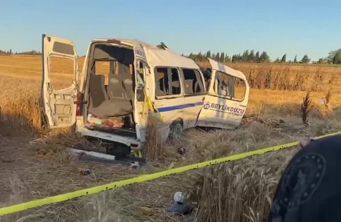 Silivri’de Minibüs Kazası: 2 Ölü, 10 Yaralı