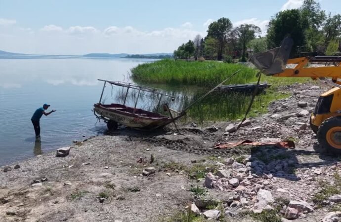 Sapanca Gölü’nde Temizlik Seferberliği