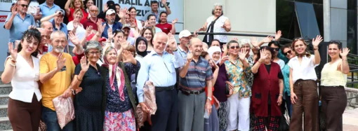 Huzurevi Sakinlerine Babalar Günü Ziyareti