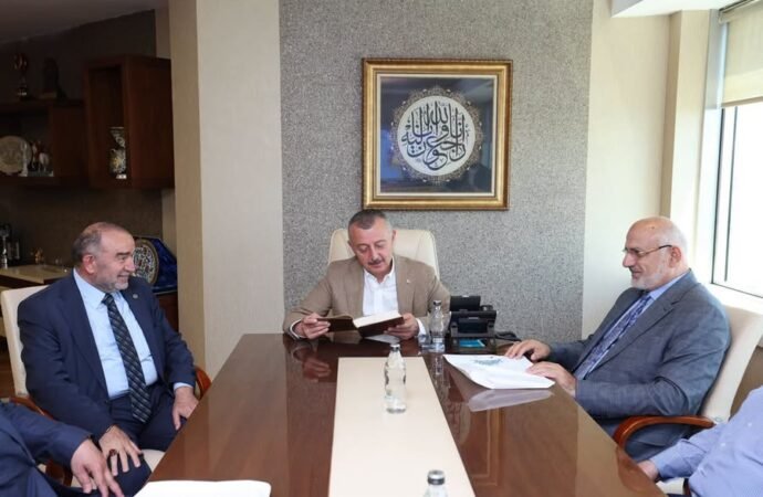 Kocaeli’de Manevi Değerler Üzerine Toplantı Yapıldı