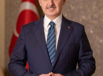 İzmit’in Kurtuluş Yıldönümünde Başkan Büyükakın’dan Anlamlı Mesaj