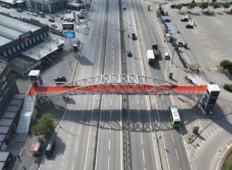 Kocaeli’de Üst Geçit Yenilendi