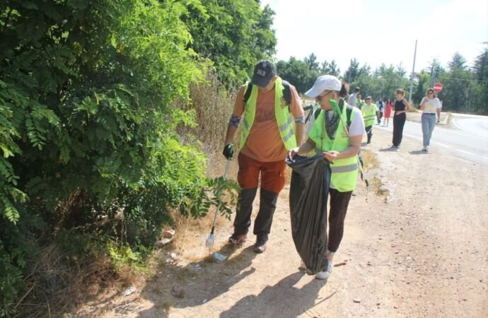 Kocaeli Gönüllüleri Orman Yangınlarına Karşı Temizlik Etkinliği Düzenledi