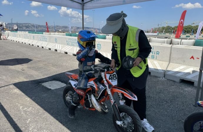 Kocaeli, Türkiye Süpermoto Şampiyonası’na Ev Sahipliği Yapıyor
