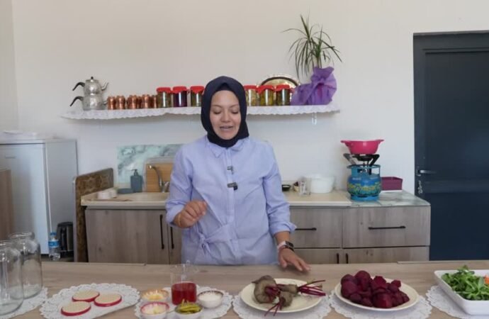 Çubuk’ta Turşu Geleneği İşe Dönüşüyor