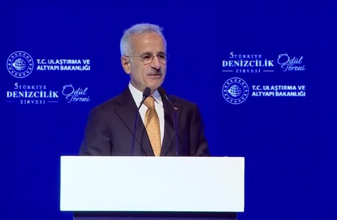 Denizcilik Zirvesi’nde Ödüller Sahiplerini Buldu