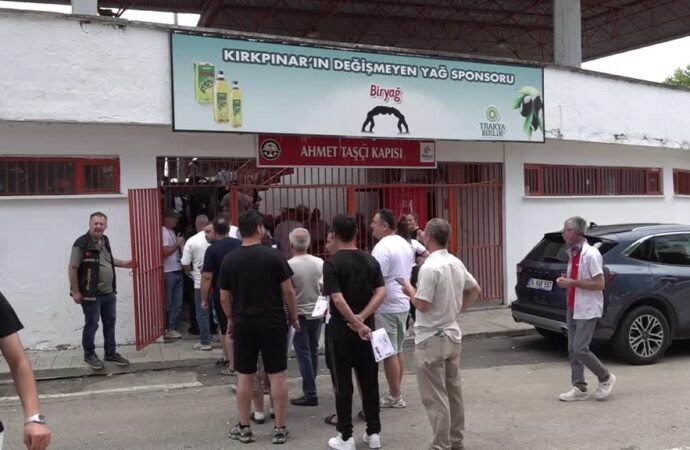 Kırkpınar’a Yoğun İlgi: Türkiye’nin Dört Bir Yanından Gelen Seyirciler