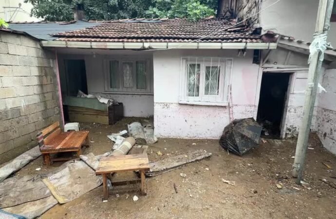Kocaeli’de Şiddetli Yağış Su Baskınlarına Yol Açtı