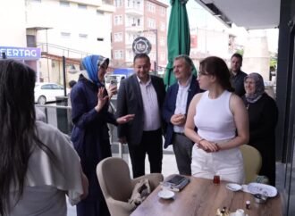 Zeynep Yıldız, Çubuk’ta Esnaf ve Vatandaşlarla Bir Araya Geldi