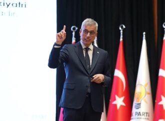 Sağlık Bakanı Memişoğlu, Kanser Tedavisi ve Sağlık Hizmetlerini Tanıttı
