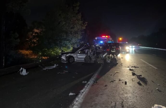 Kocaeli’de Tır Kazasında Bir Çocuk Hayatını Kaybetti