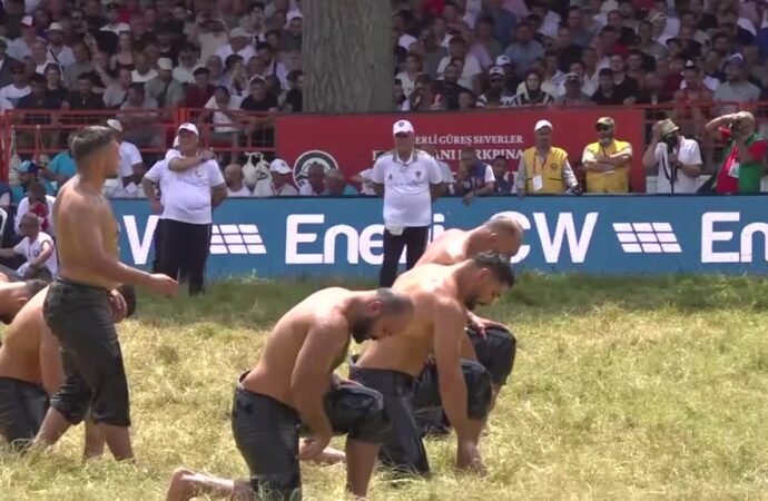 Kırkpınar Yağlı Güreşleri’nde Yarı Finale Kalan İsimler Açıklandı