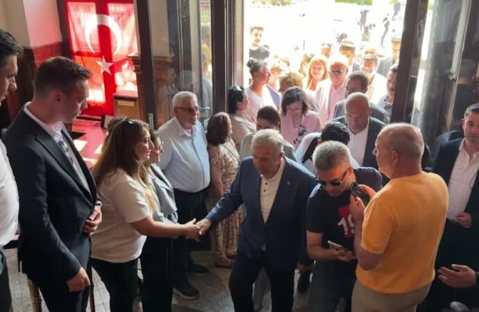 Mansur Yavaş, Kırkpınar Öncesi Edirne Belediyesini Ziyaret Etti