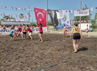 Köyceğiz’deki Plaj Hentbolu Şampiyonası Sonuçlandı