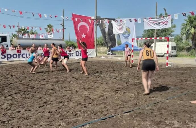 Köyceğiz’deki Plaj Hentbolu Şampiyonası Sonuçlandı