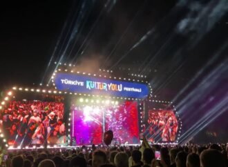 Ferhat Göçer Sakarya Kültür Yolu Festivali’nde Performans Sergiledi