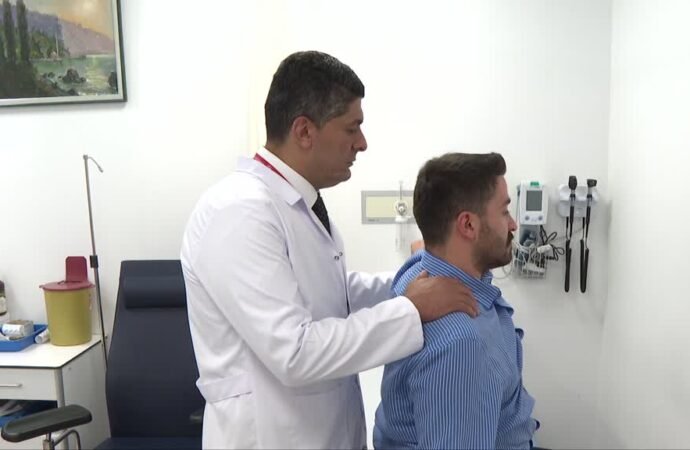 Sığ Suya Atlarken Dikkat! Boyun Kırıkları Riski Artıyor