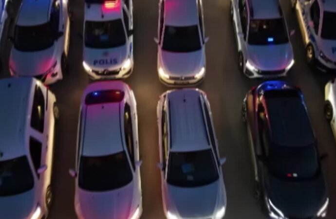 İzmir Merkezli Suç Çetesi İçin Operasyon Düzenlendi