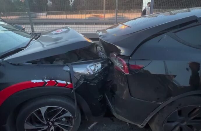 Beylikdüzü’nde Zincirleme Kaza: 1 Yaralı