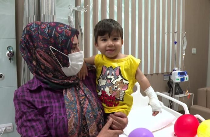 Böbrek Hastalığına Karşı Umut: Anne İki Çocuğunu Kaybetti, Üçüncüye Hayat Verdi