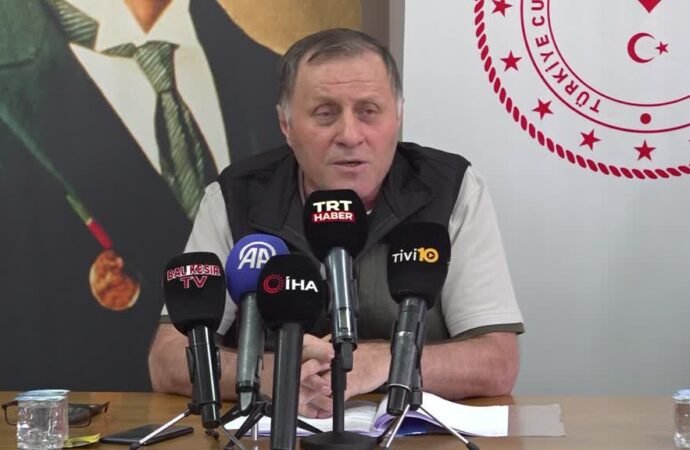 Balıkesir Orman Müdürü, Yangınla Mücadele Çalışmalarını Açıkladı